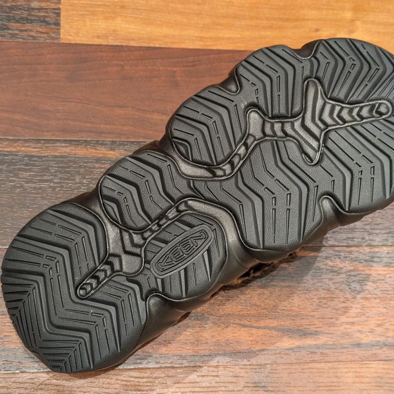 脱ぎ履き楽な『KEEN』の新作！！ | 豊川店 | フィットハウス公式