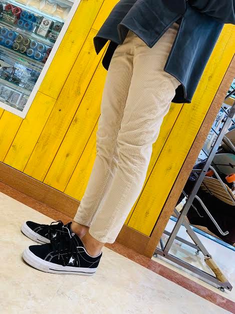 新作 コーデュロイスキニーパンツの紹介 Ride Life Magazine ムラサキスポーツ ムラサキスポーツ Murasaki Sports公式サイト