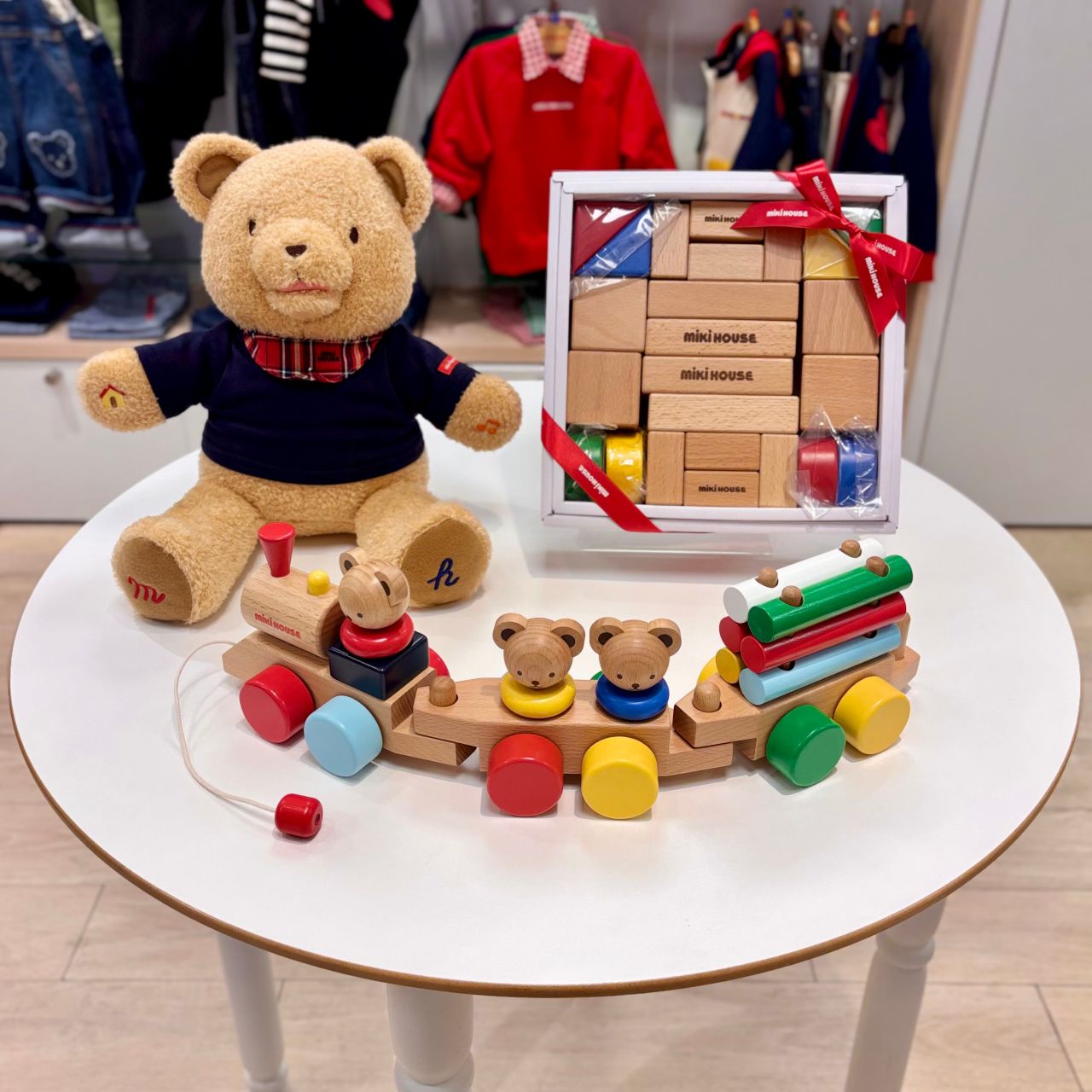 クリスマスにおすすめ⭐︎ミキハウスのおもちゃ♩♫｜ミキハウス