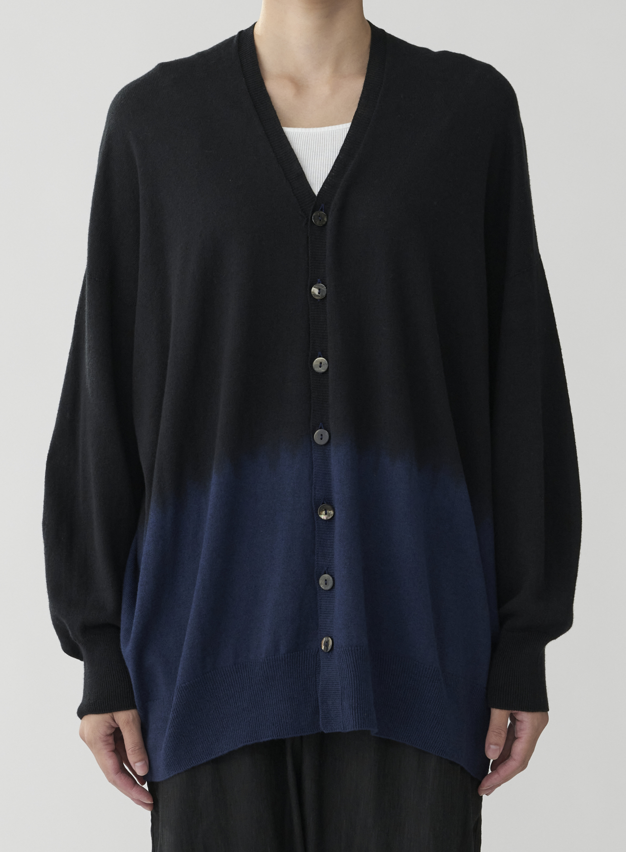 【Saran様おまとめページ】23区バンドカラーシャツ×パドカレカーディガン SUMMER SALE - LOOK BOOK掲載アイテム | pas de calais Online