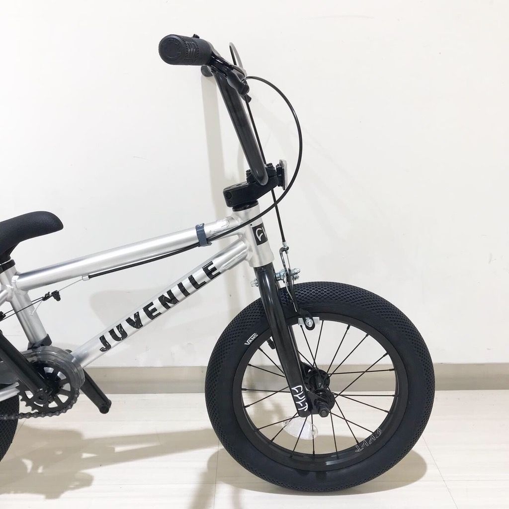 CULT JUVENILE16インチ 16