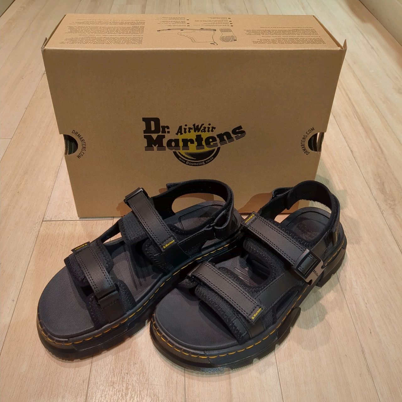 シューズ・サンダルその他 Dr.Martens SHOES (31499001W) Dr.Martens』のサンダルは、さすがの | WASH ルクア店 | WASH