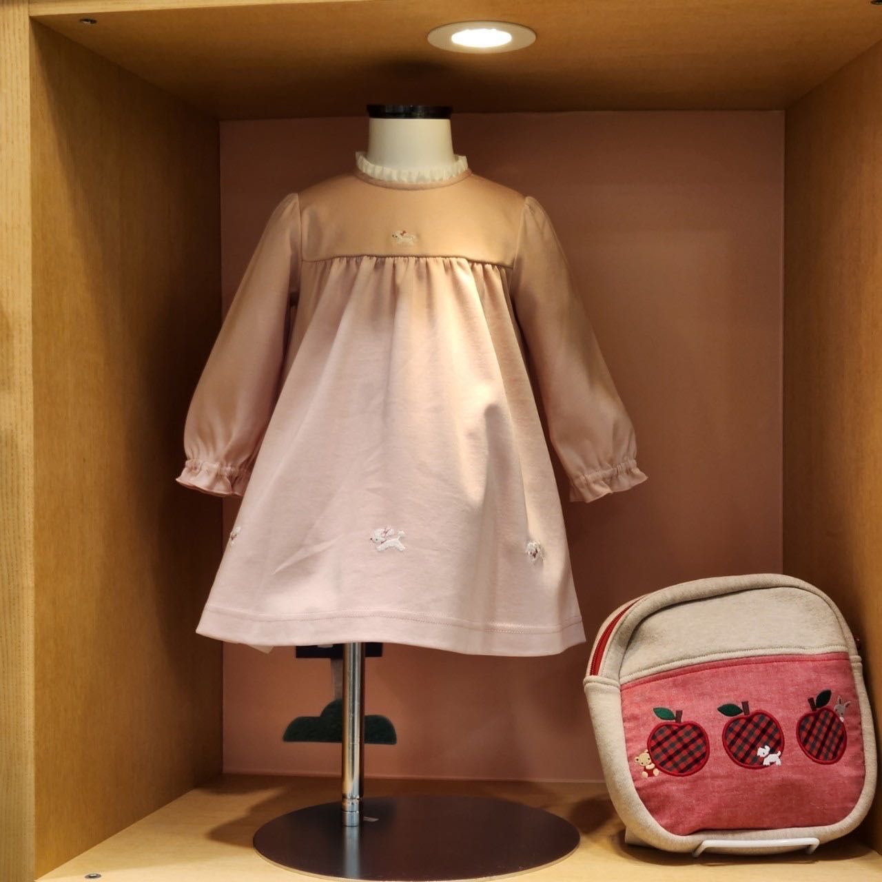 新品タグ付きファミリア150 ✨新品タグ付✨ファミリア familiar☆トートバッグ 刺繍