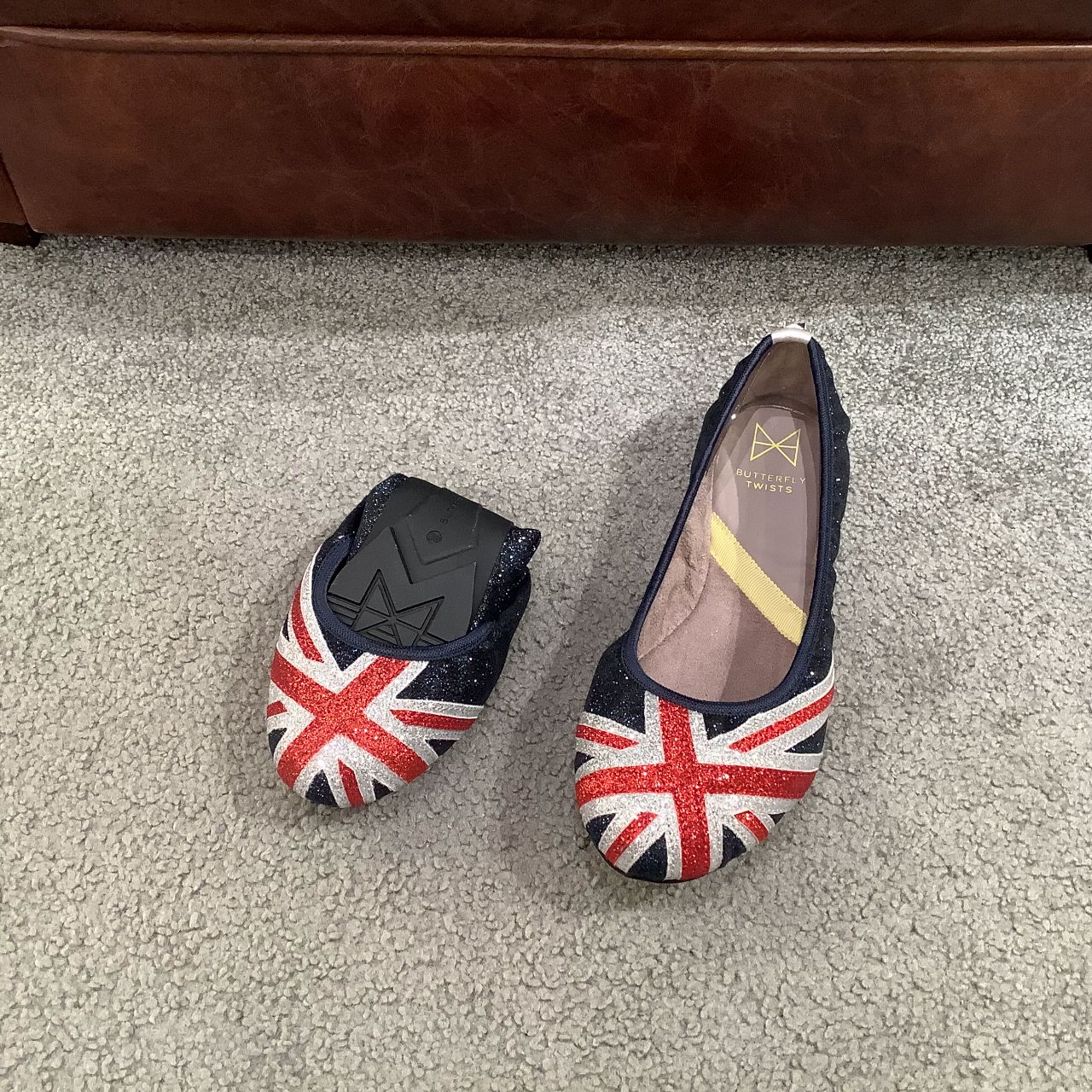 LOUIS VUITTON 美品 マルチカラー バタフライ フラット シューズ ルイヴィトンポシェット アクセソワール 14144 白 レディース
