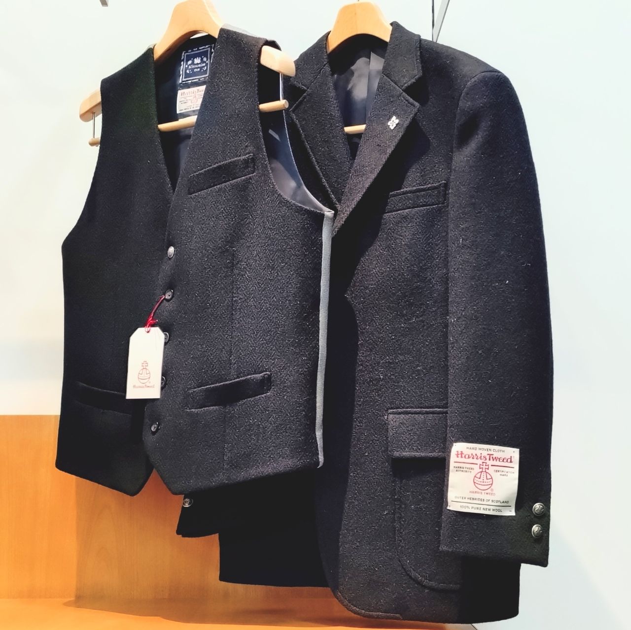 ☆HARRIS TWEED アメトラブレザー＆ベスト☆｜Mitsumine｜Staff Blog