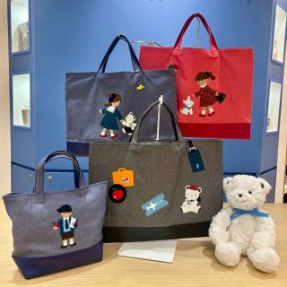 秋のお出かけに♬.*ﾟデニム雑貨｜ファミリア阪急うめだ本店ファミリア