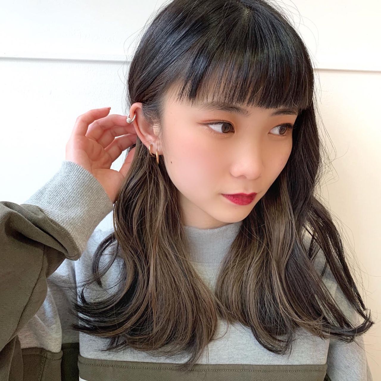 代 30代オススメ 派手すぎないインナーカラーでオシャレ度up 美容室カキモトアームズのオフィシャルサイト