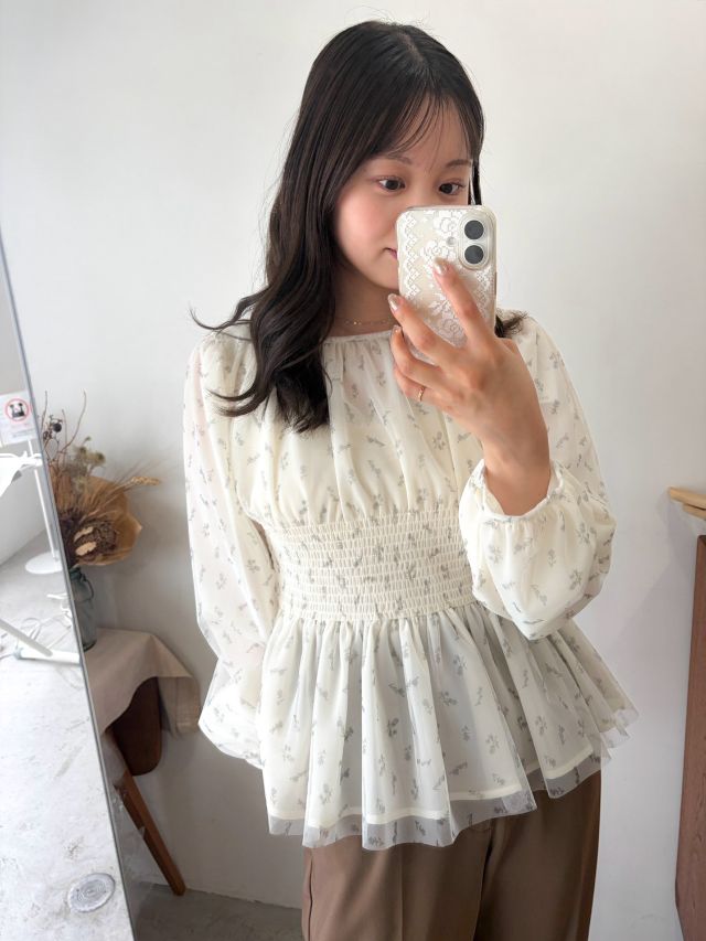 新品ORGUGFlower tulle blouse チュールブラウス ホワイト bloom tulle blouse～ﾌﾞﾙｰﾑﾁｭｰﾙﾌﾞﾗｳｽ | flower／フラワー公式通販