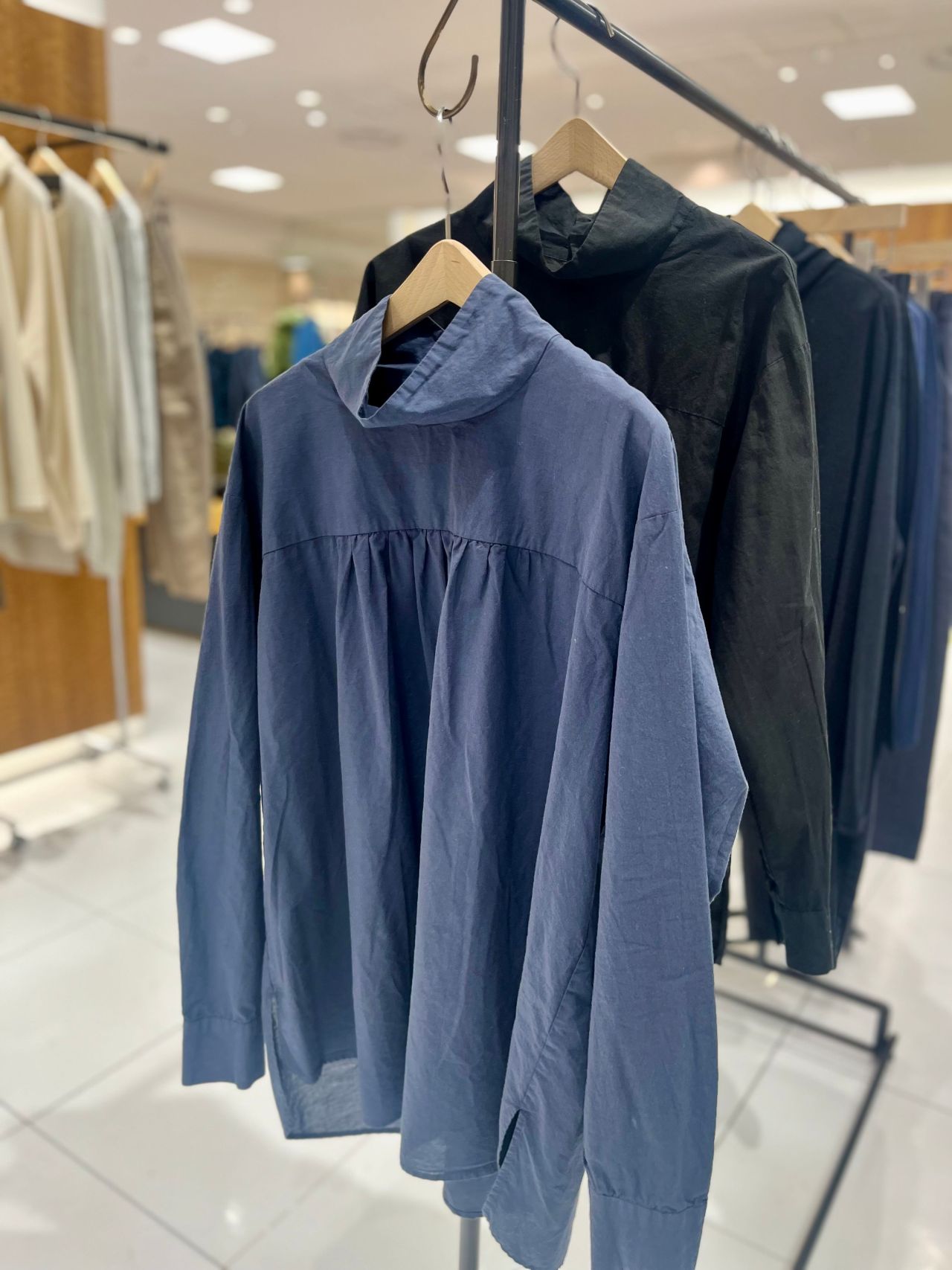 coordinate】綿シルクローンブラウス＆麻デニムパンツ | 大丸札幌店