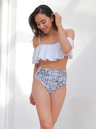 超美品☆peak&pine ピークアンドパイン　オフショル　水着 大人エスニック柄♪オフショル水着が再入 | 西銀座店