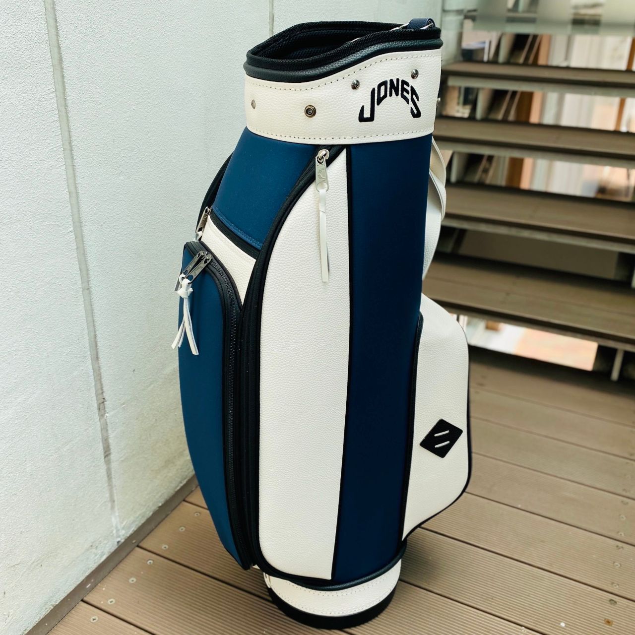 JONES】新色キャディバッグ入荷 | ゴルフ5 プレステージ広尾店