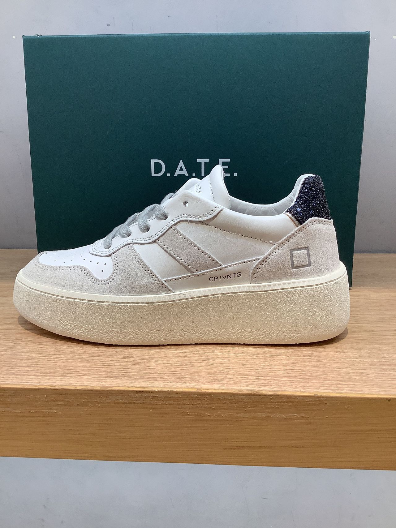 D.A.T.E.の新作スニーカー入荷しました！ | WASH 西銀座店