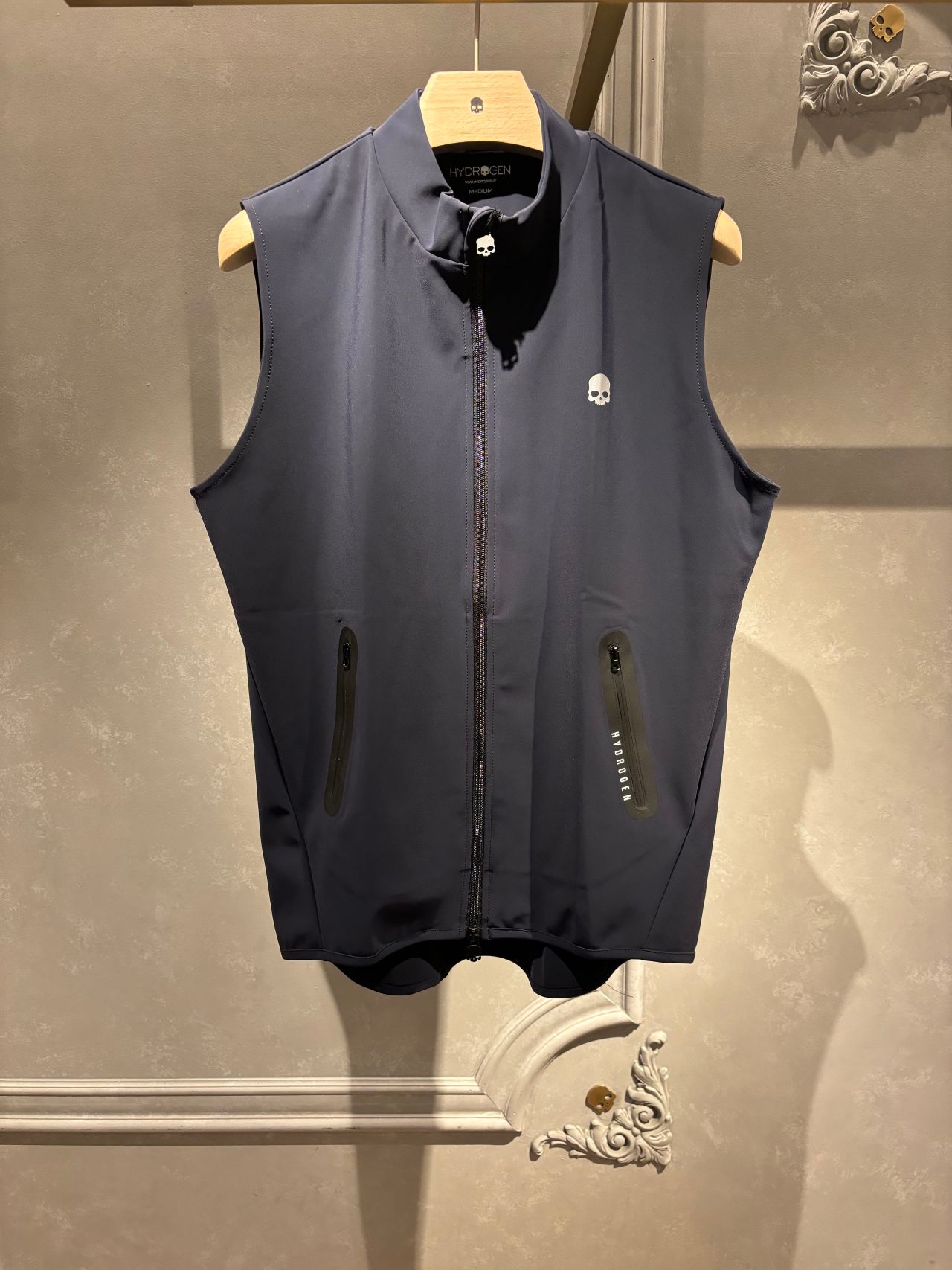 ハイドロゲン　新品未使用　ゴルフ　HYDROGEN GOLF　ベスト ハイドロゲン ゴルフ ベスト HYDROGEN/ハイドロゲン》ゴルフ ベスト