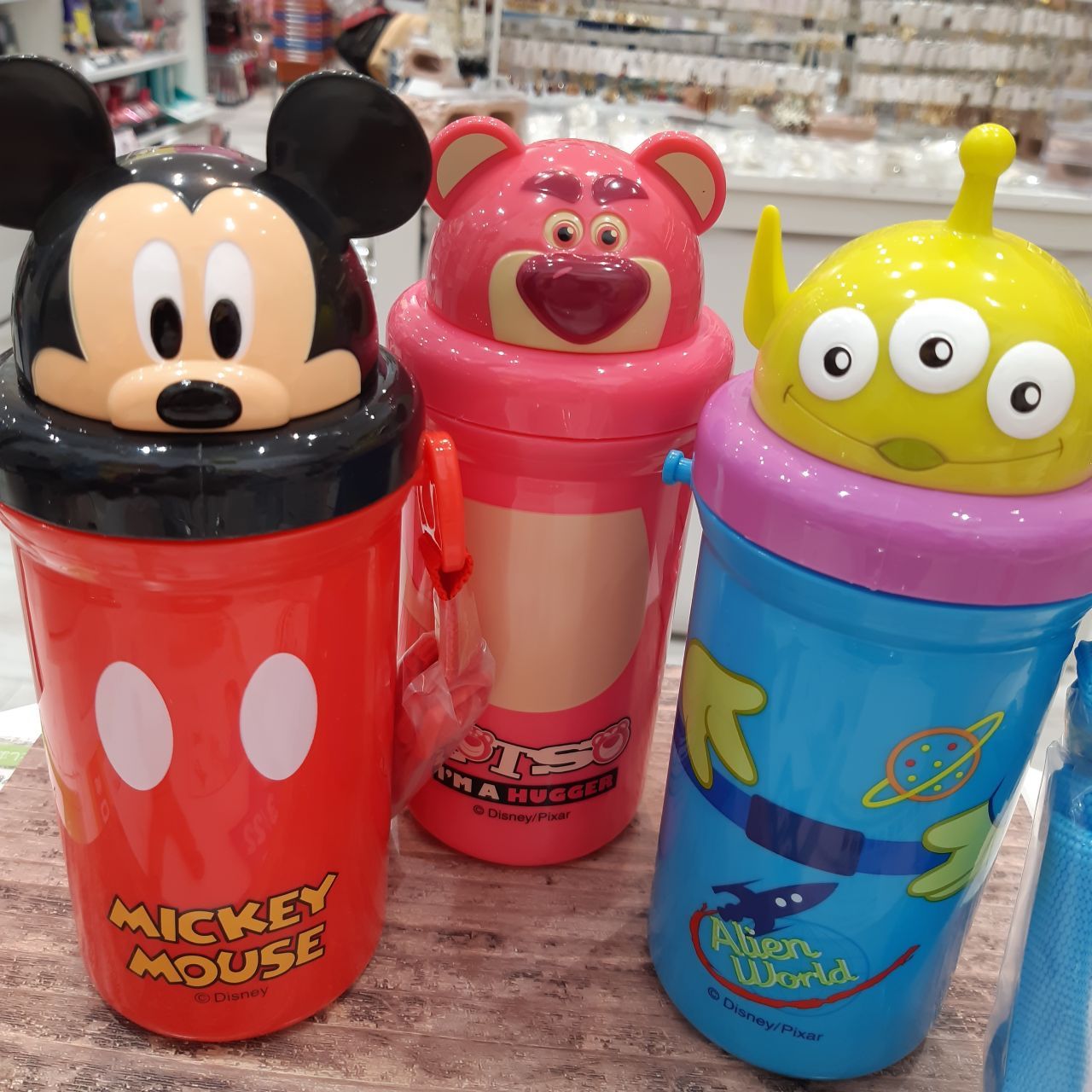 カントリーベアシアター ディズニーランド　ドリンクボトル オンラインストア正規品 カントリーベアシアター