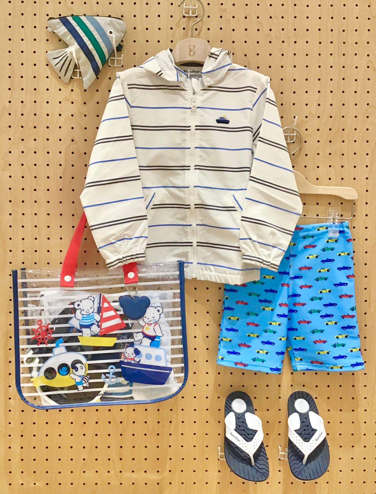 夏を楽しむ準備はできた？☀︎ファミリアのスイムグッズ