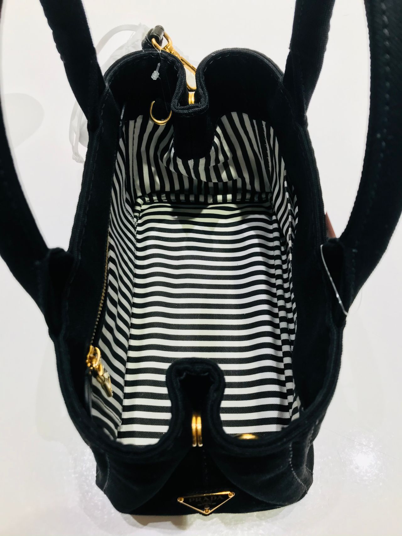 PRADA(プラダ) カナパが入荷しました♪ | イオンモール浦和美園