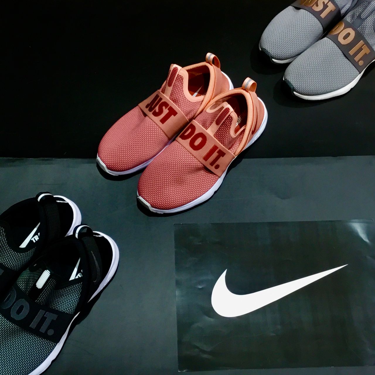 nike flex motion trainer review