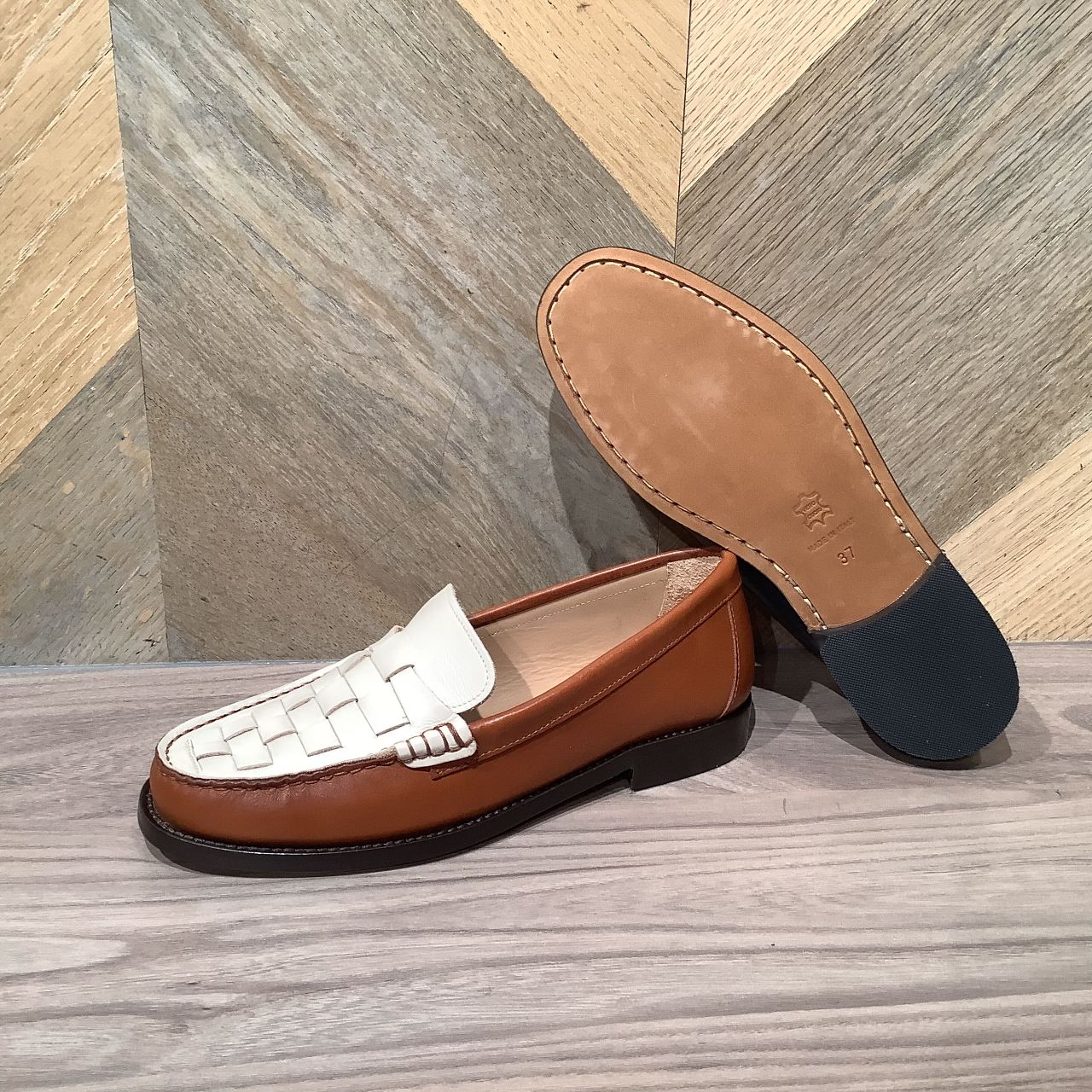靴 PASCUCCI PASCUCCI】メッシュ風デザインのロー | WASH ルミネ横浜店