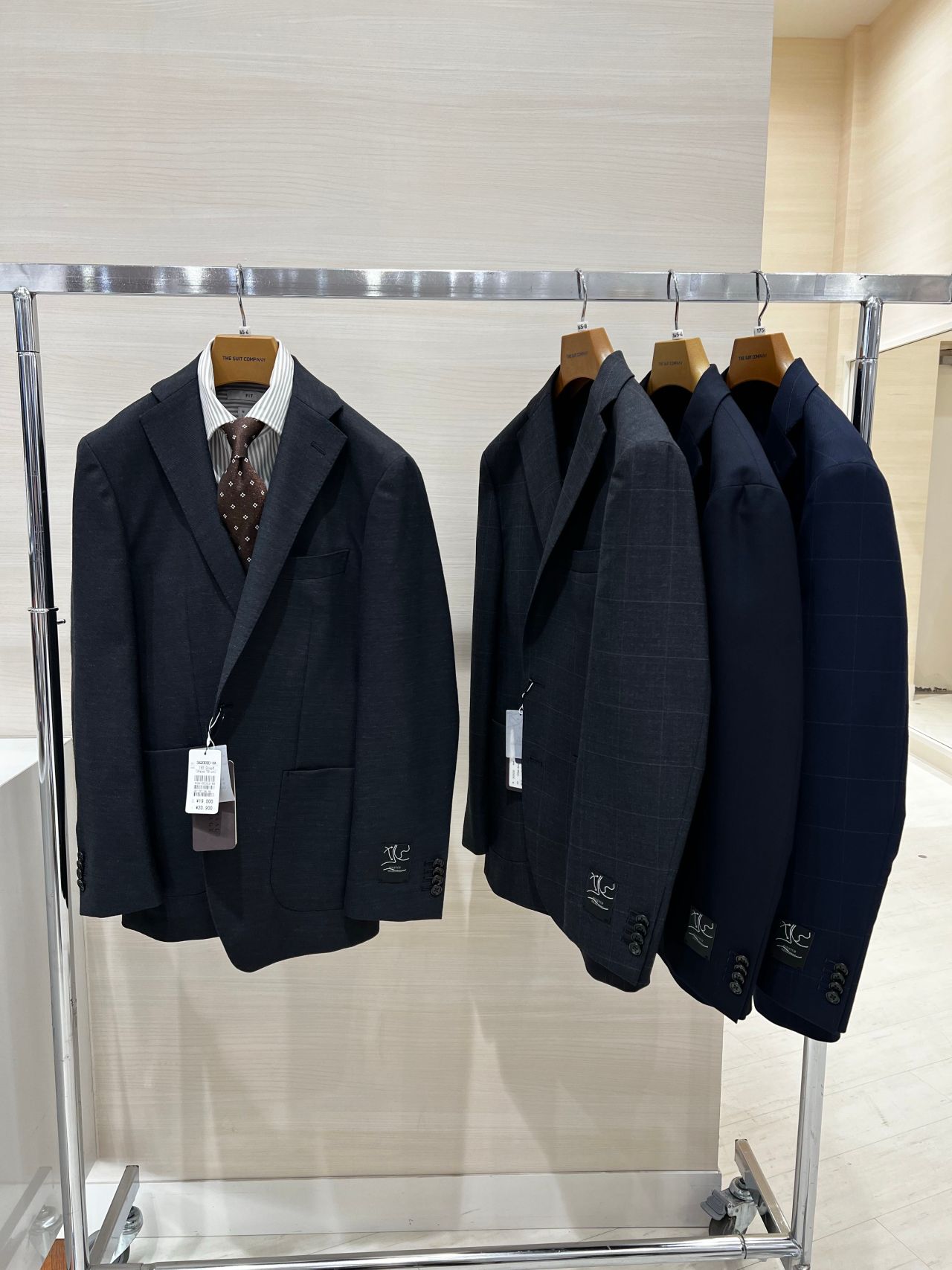 今から使える！コスパ◎ジャケット！｜SUIT SQUARE SUIT SQUAREモラージュ菖蒲店公式ブログ