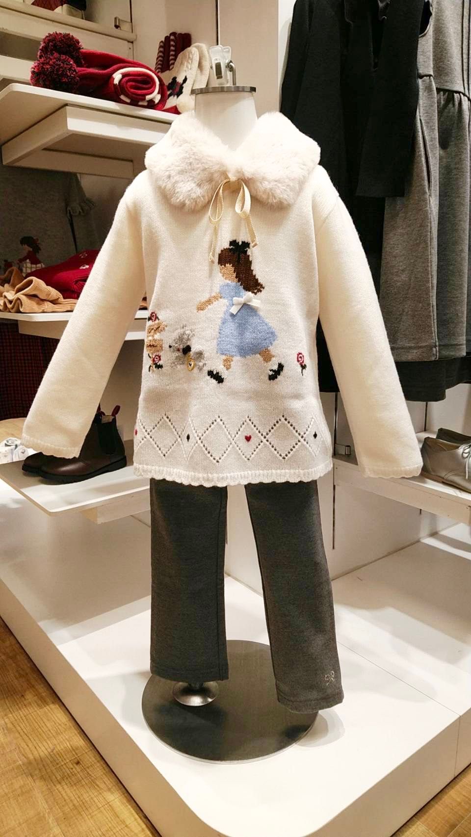 新作ニット】クリスマスやお正月のお出掛け着に♪｜ファミリア髙