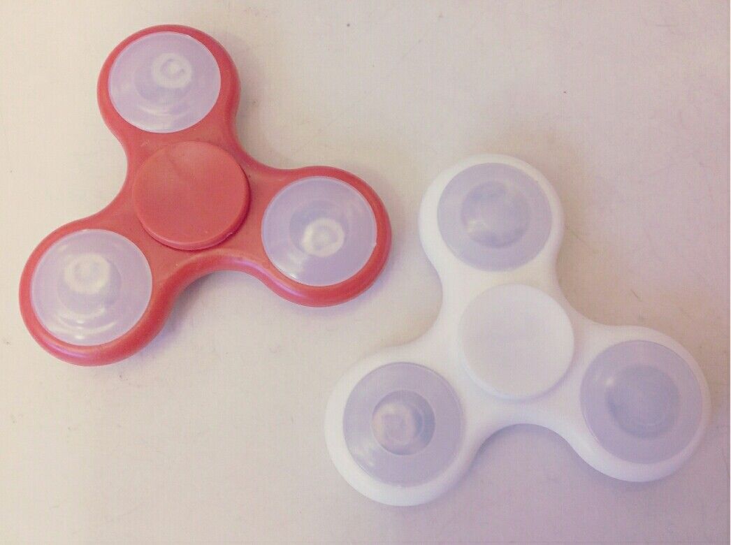 ハンド スピナー 61ioYha7MsL._UF894,1000_QL80_.jpg
