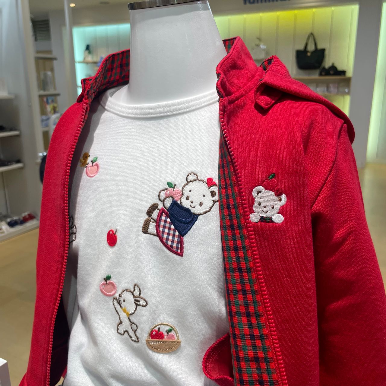 ファミリア　ベビー服•小物　3点セット 180904_01.jpg?v=1724320332&