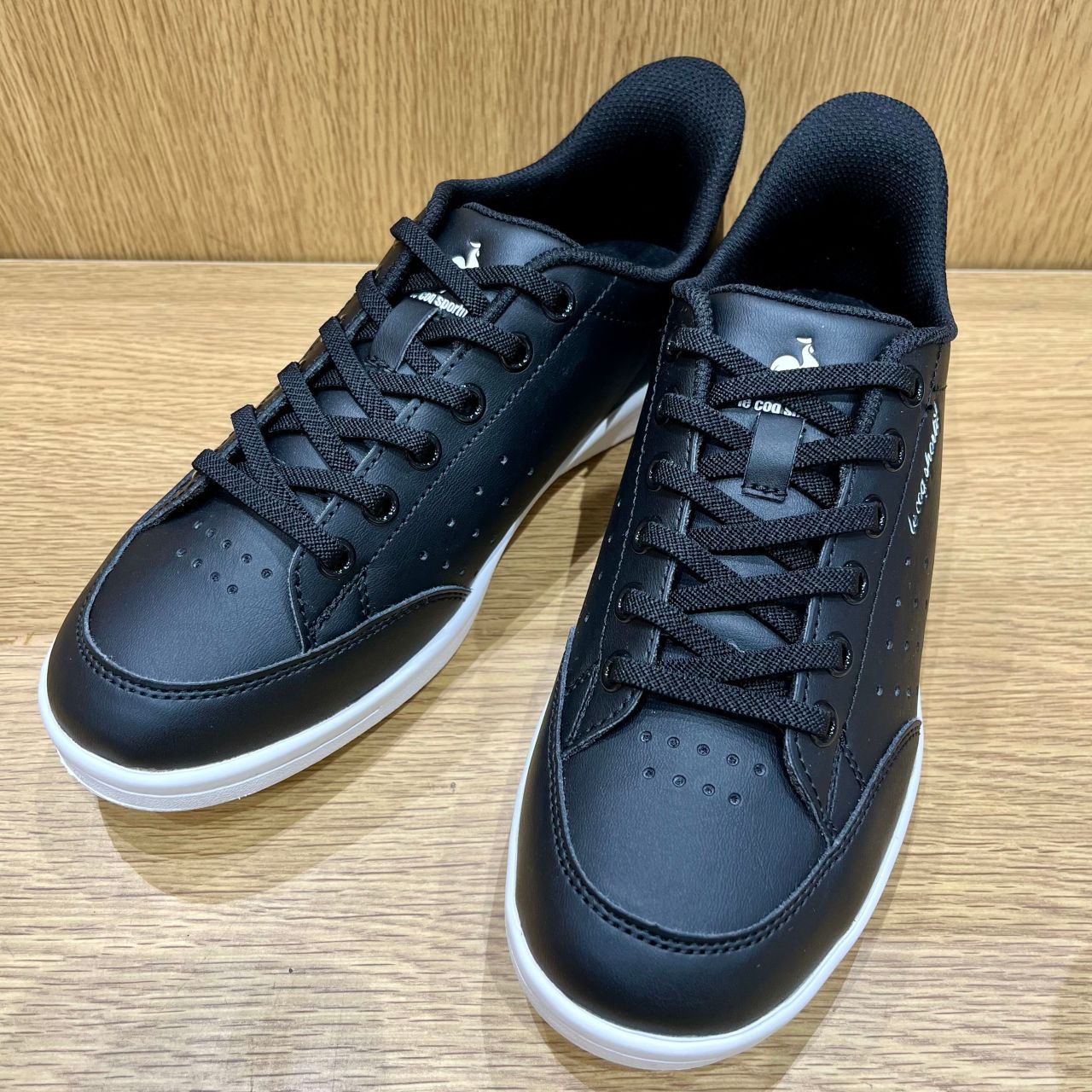 ルコエラン　新品未使用 機能性抜群！ルコックの新作スニーカー入荷☆ | 三好店 | フィット