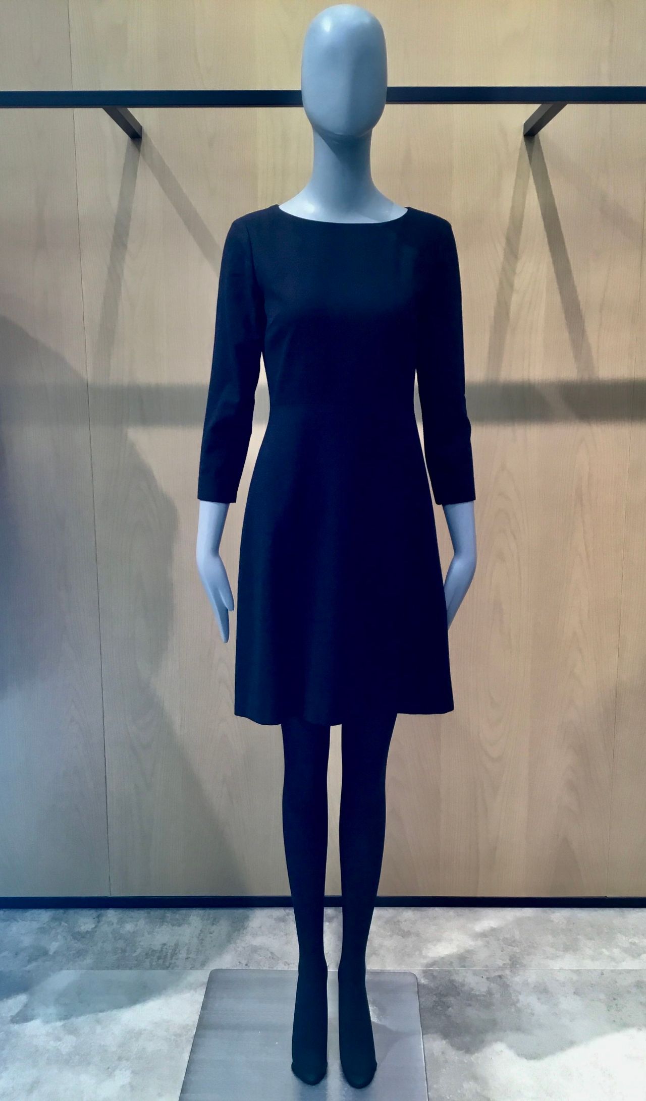 シンプルワンピースの着回し力 西武所沢s C 店 Theory セオリー ショップブログ