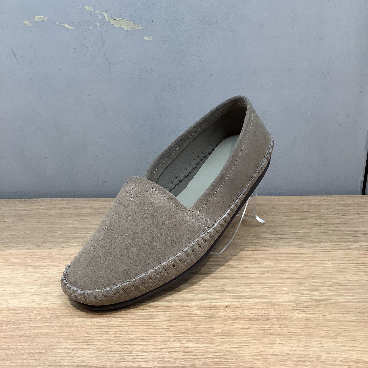 大人気フラットシューズHACHIから新色が | WASH 西銀座店 | WASH
