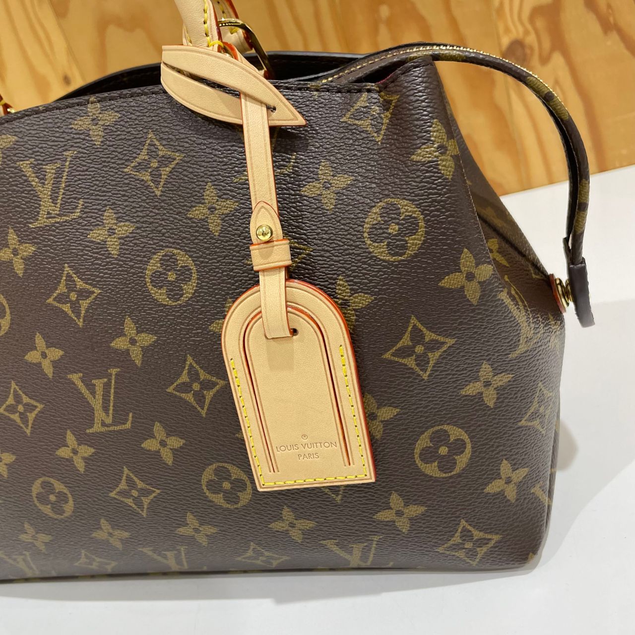 ルイヴィトン 『プティ・パレ PM』 入荷致しました！ | ヴェルサ