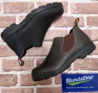 今の季節にピッタリ！【Blundstone】のローカットブーツ
