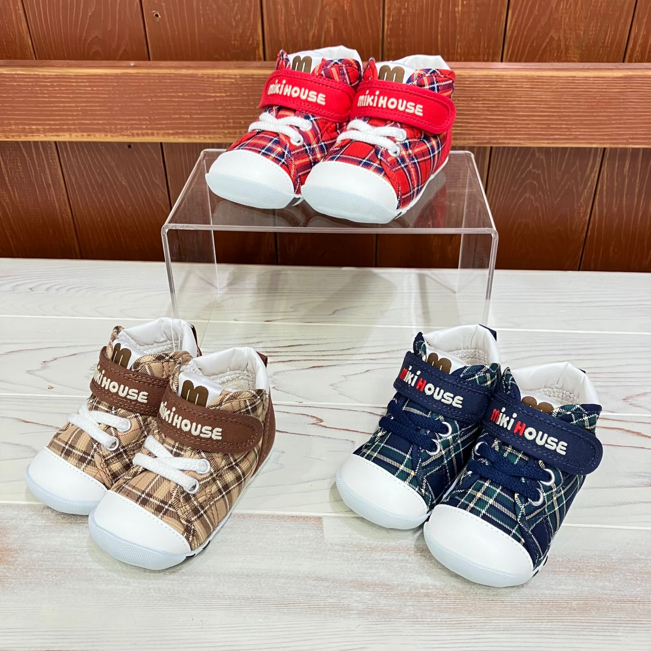 足の計測会を開催します☆彡｜ミキハウスミキハウス 草津近鉄店公式ブログ