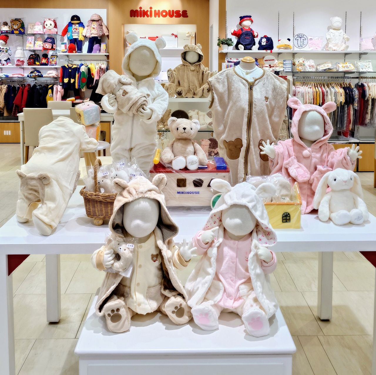 ミキハウス冬の大定番♡マイクロファー♡｜ミキハウスミキハウス 博多