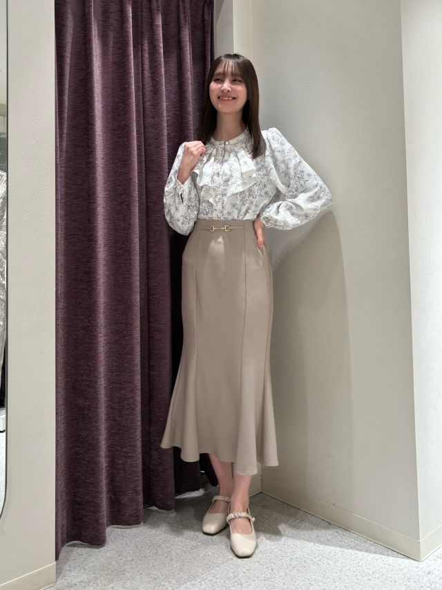 ★在庫一掃セール★SALE 秋冬イタリア インポート ブランド ブラウス ELEONORA AMADEI フリルブラウス 白 ☆在庫一掃セール☆SALE 秋冬イタリア インポート ブランド