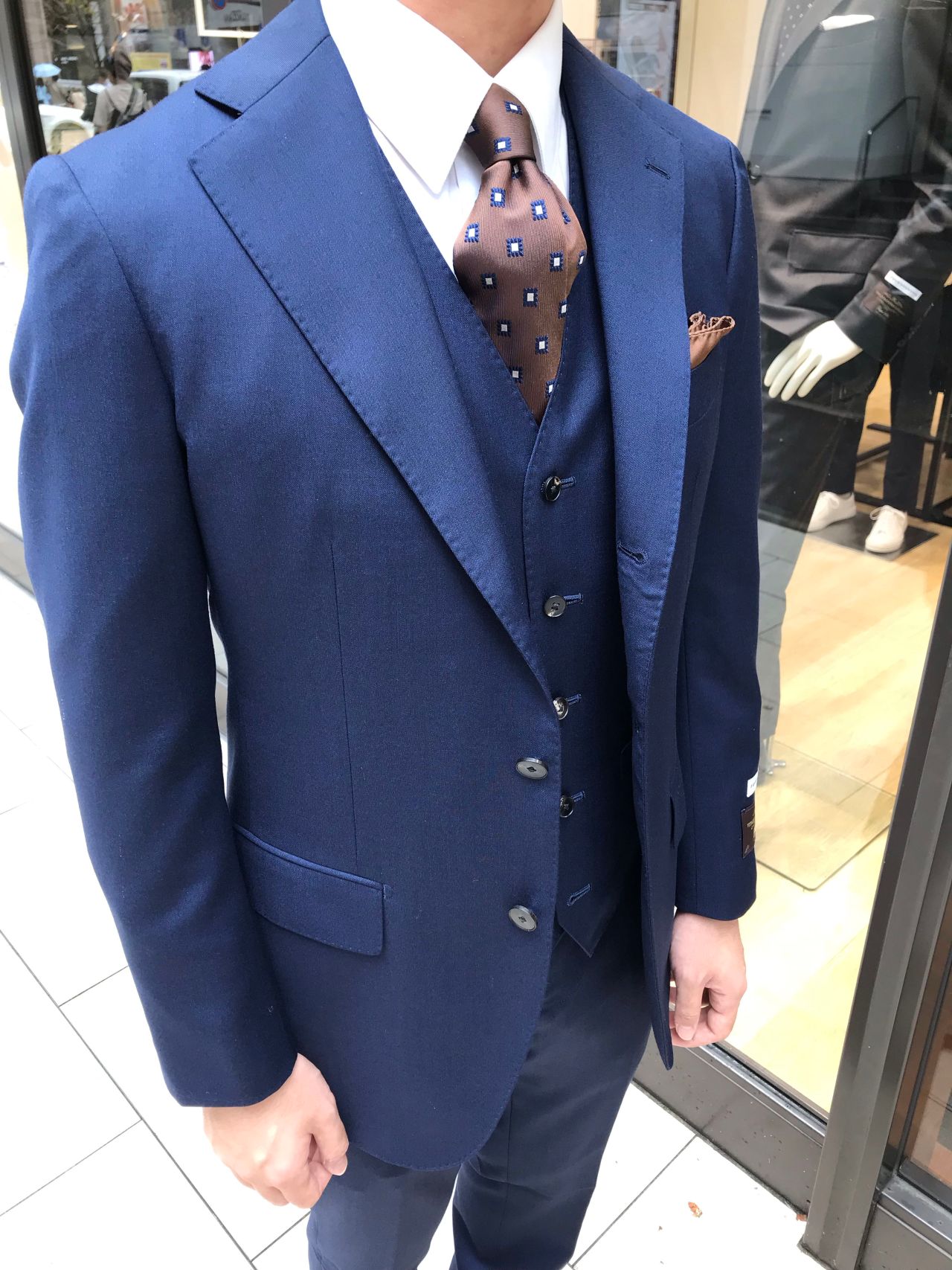 今なら2着目20%オフ！新作スリーピーススーツのご紹介！！｜THE