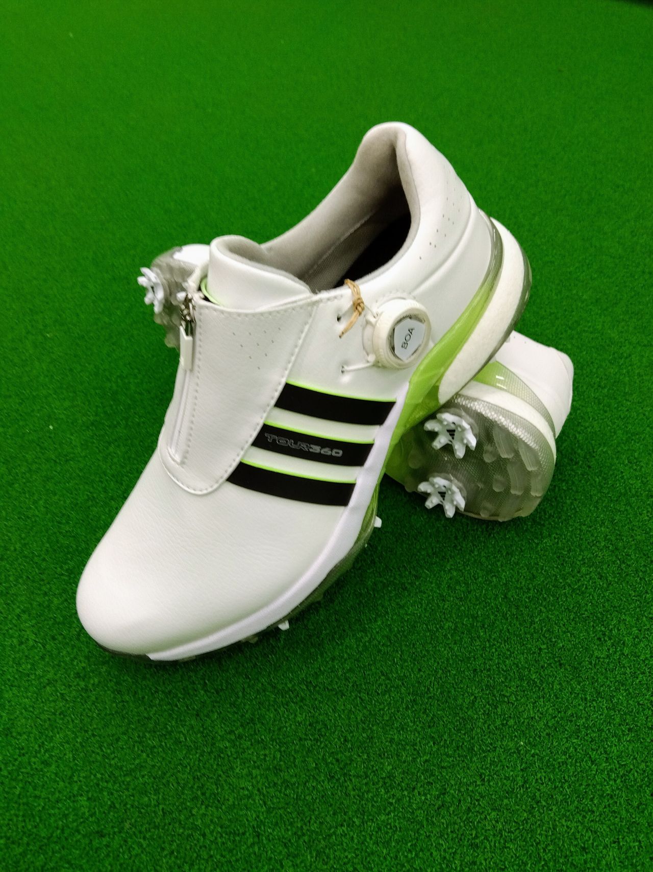 良品 adidas ゴルフシューズ TOUR360 ボア 25.5 白 アディダス