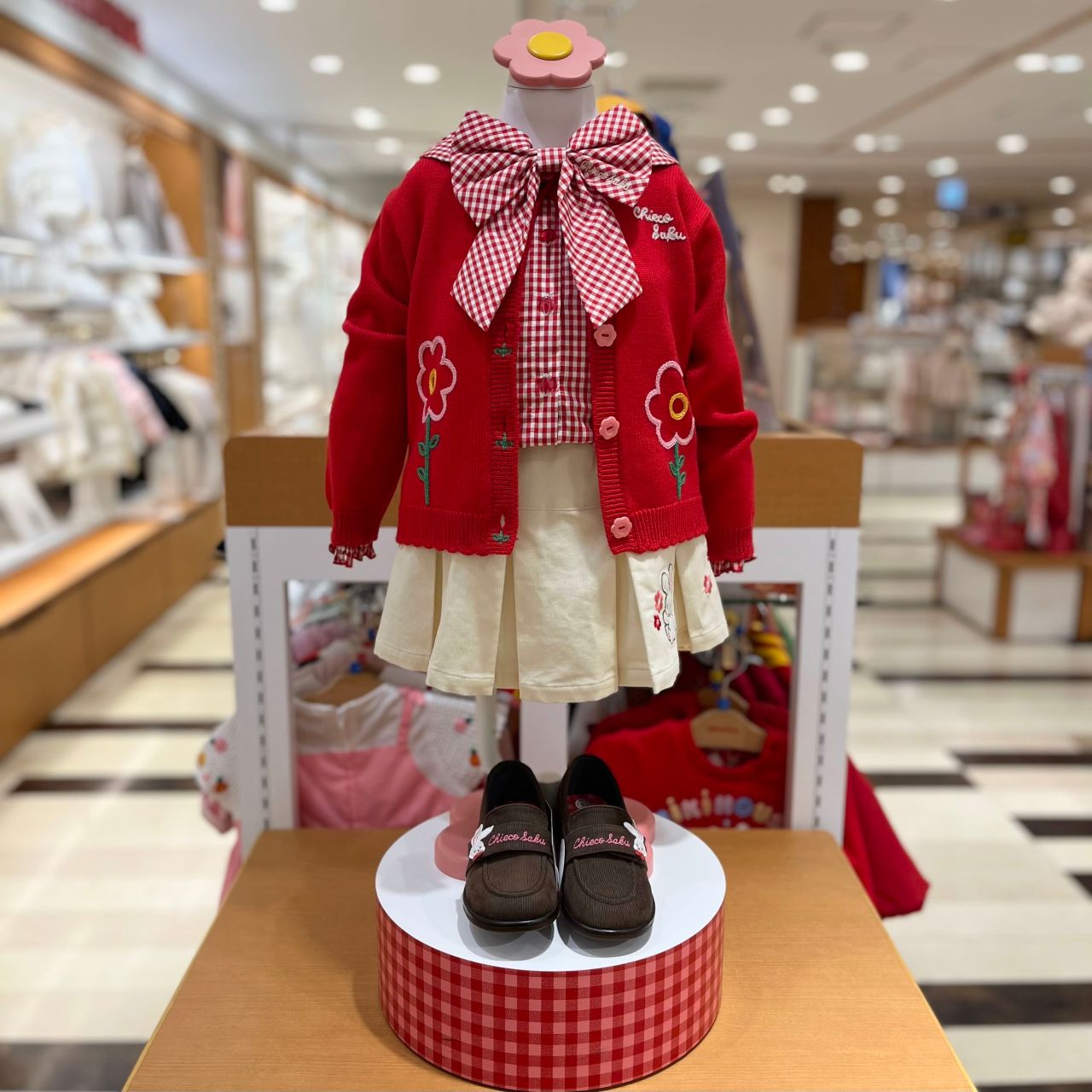チエコサク♡おすすめ秋コーデ｜ミキハウスミキハウス 阪急うめだ本店