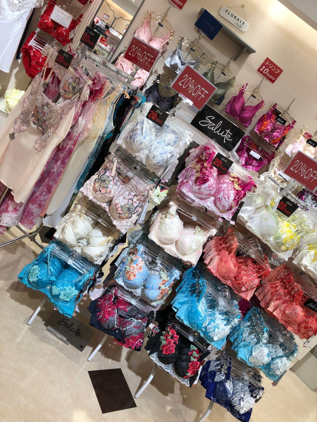本日ルミネのバーゲン初日です アンテ バイ アンテシュクレ ルミネ立川店 下着の専門店アンテシュクレ Intesucre 公式ショップブログ