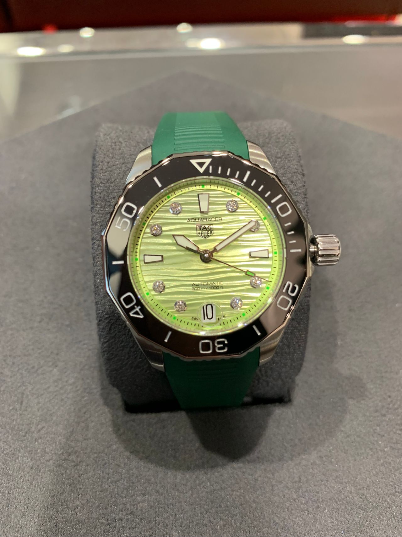 タグ・ホイヤーから大坂なおみモデル発 | 岡山拠点のトミヤ