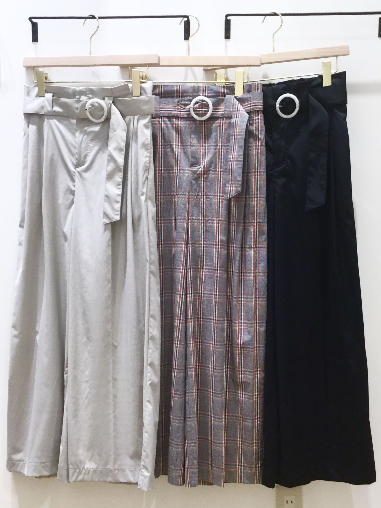 足長 スッキリ履けるワイドパンツ greadybrilliant
