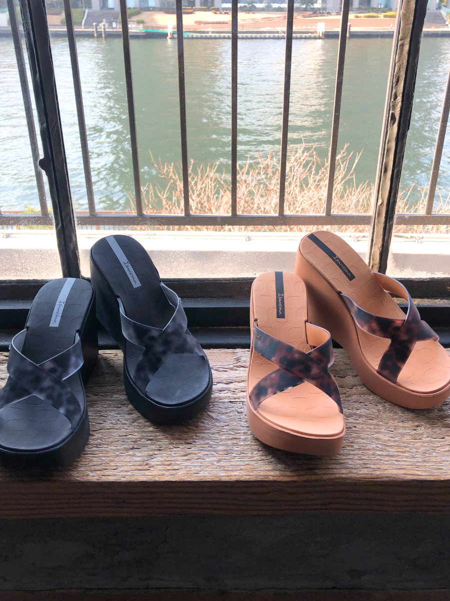 【注目♡美脚効果抜群】CHANEL サンダル 美脚効果抜群♪】CHANEL サンダル 厚底 (CHANEL/サンダル