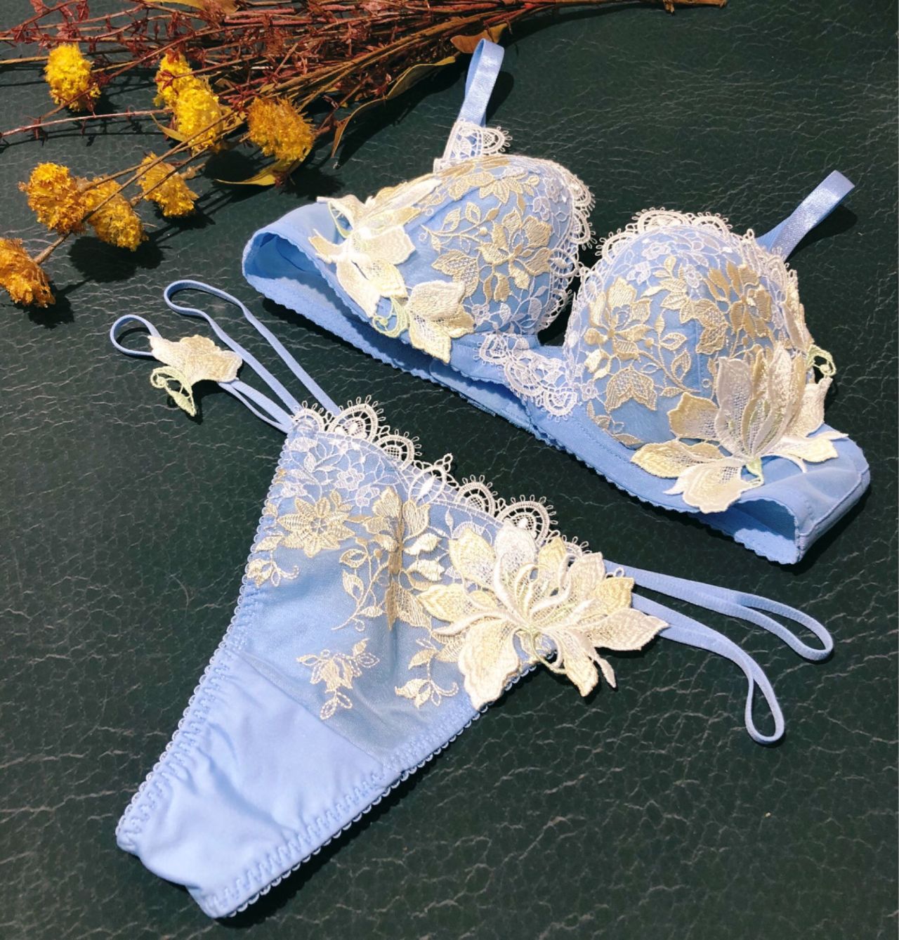 サルート新作ご紹介&サルートノベルティフェア実施中！！♡ | アンテ