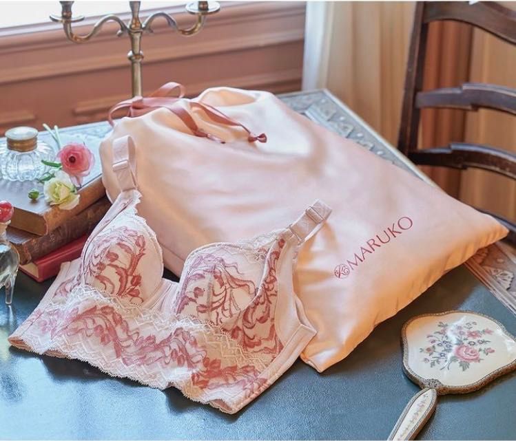 マルコ　D70 新品　ロングブラ　モンマリエ　メイベル　補整下着　くびれ マルコD70 新品ロングブラモンマリエメイベル補整下着くびれ