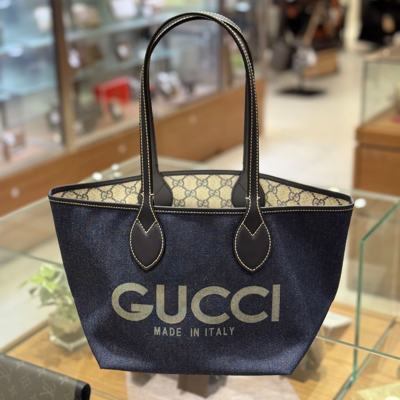 GUCCI トーティッシマ リバーシブル トートバッグ 820496FAD3J グッチ トーティッシマ〕ミディアム リバーシブル トートバッグ