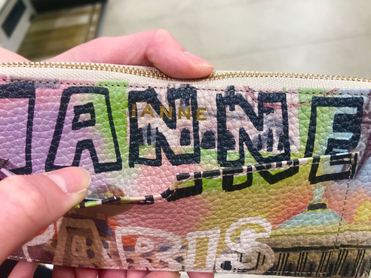 【良品】IANNE　❤️パル・graffiti❤️　パリの日常　✳️お箱有り エマ・graffiti｜パリの日常 – ATAO LAND+(アタオランドプラス