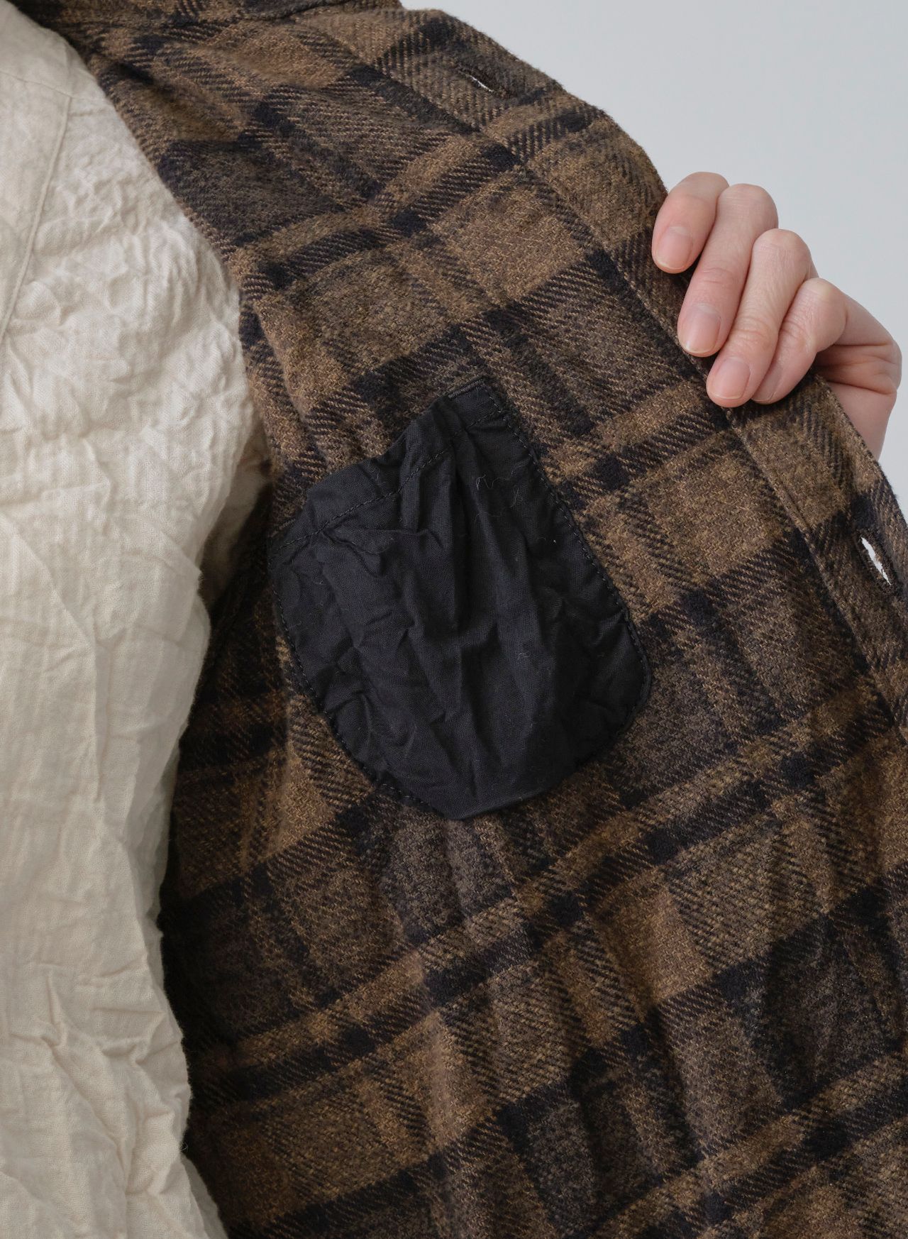 再入荷】TRIPLE LOW TWIST シャツジャケット | pas de calais Online