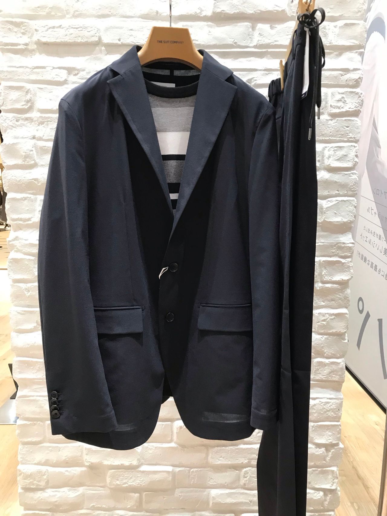 Suitroom(スーツルーム) ★パワーショルダーZip-Upジャケット 楽天市場】ジャケット ウォッシャブル ストレッチ 無地 ブラック