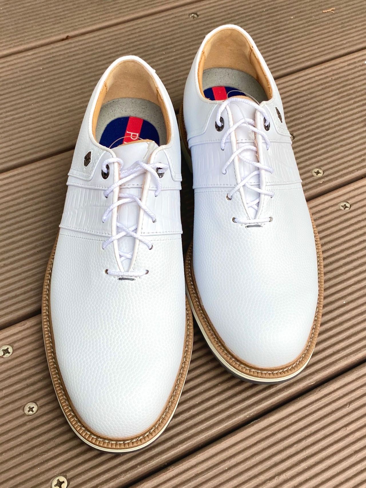 洗練された高級感クラシカルシューズ！【 FootJoy 】-DRYJOYS PREMIERE