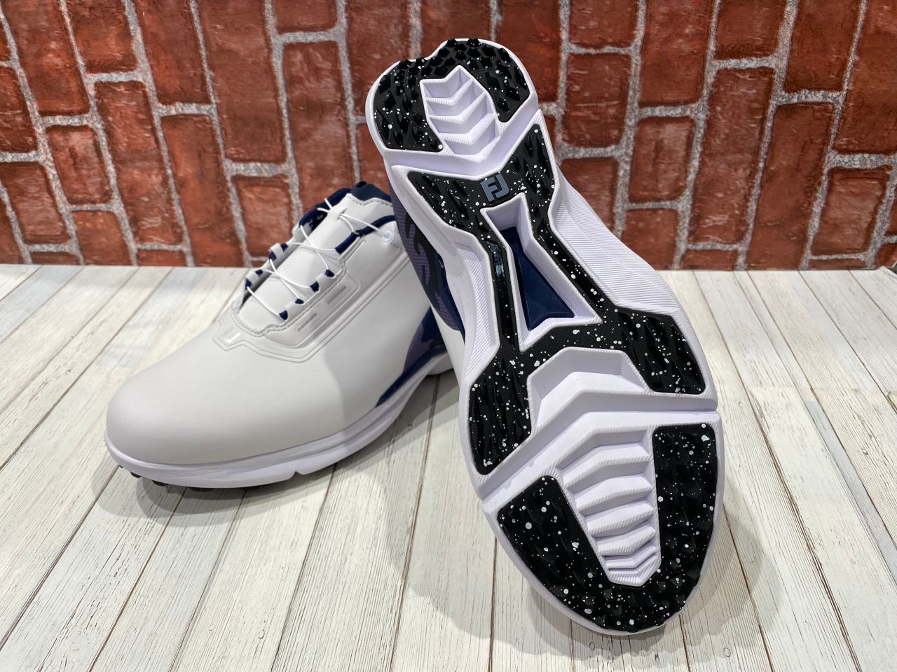 FootJoy】限定カラーシューズ入荷✨ | ゴルフ5 プレステージ新宿店