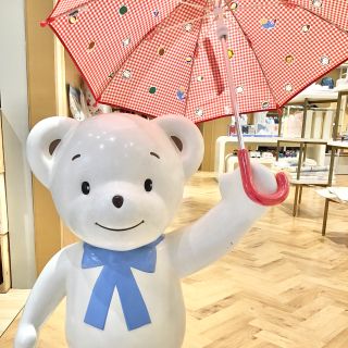 ファミリア レインコート 完売品 総柄 ピンク リアちゃん ファミちゃん くま 雨の日のお出かけも楽しくなるレイングッズ♪｜ファミリア大阪髙島屋の